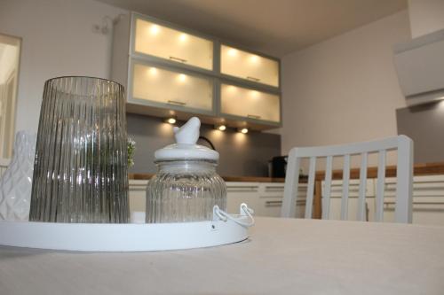 Dapur atau dapur kecil di Monteurwohnung Ferienwohnung Rose in Isenbüttel Nähe Gifhorn, Wolfsburg, Braunschweig
