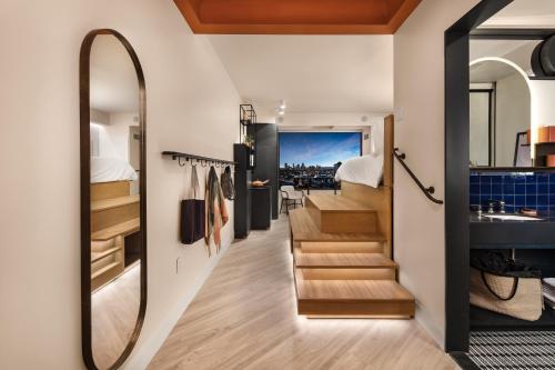 Catbird Hotel Image