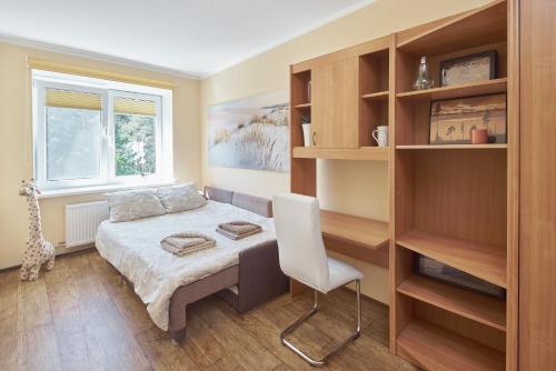 Afbeelding uit fotogalerij van Comfort 3-room apartment with a workplace near the wood in Jūrmala