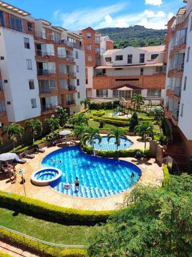 Πισίνα στο ή κοντά στο Apartamento 402-G San Gil