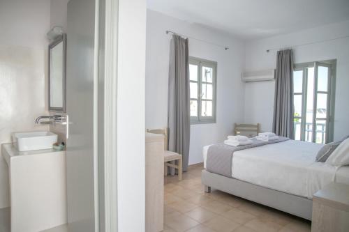 Katil atau katil-katil dalam bilik di Summer Shades Hotel - ex Arkoulis