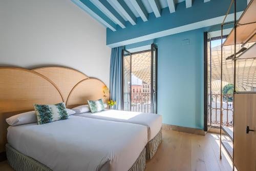 Intelier Casa de Indias — City view