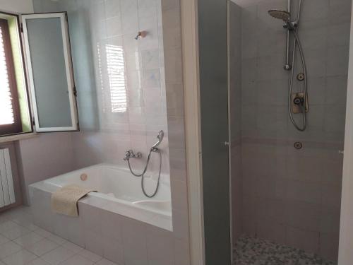 Kúpeľňa v ubytovaní Residenza Silvestro a 2 minuti dalla fiera e dal mare!