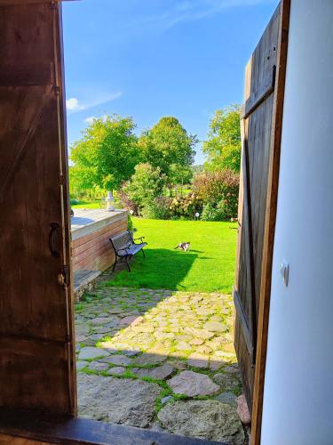 Taman di luar Agroturystyka "Dobre czasy"