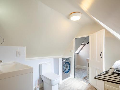 Gallery image of Pass the Keys Renovated Apartment in the Centre of Canterbury in Canterbury