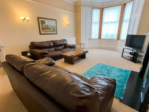 Large Glasgow South Family Home - Free Parking, Glasgow, Marea Britanie
