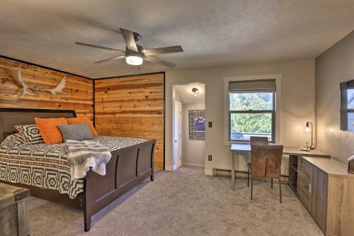 Voodi või voodid majutusasutuse 2 Mi to Rocky Mtn Natl Park Grand Lake Condo toas