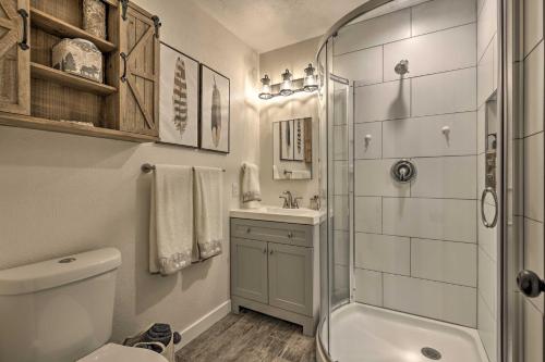 Vannituba majutusasutuses 2 Mi to Rocky Mtn Natl Park Grand Lake Condo