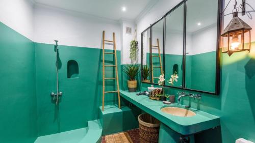 A bathroom at Villa El Patio Andaluz Velez-Malaga by Ruralidays