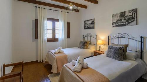 Postel nebo postele na pokoji v ubytování Villa Vargas Torrox by Ruralidays