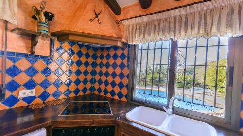 Phòng tắm tại Finca Higueron Competa by Ruralidays