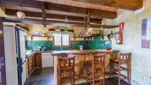 Dapur atau dapur kecil di Finca Ortiz Competa by Ruralidays