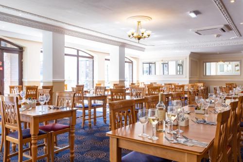 Restaurace v ubytování The Caledonian Tower Hotel