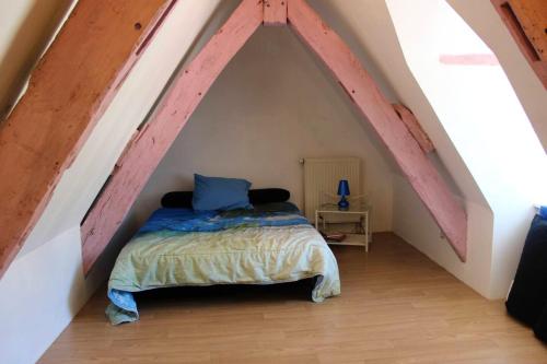 Postel nebo postele na pokoji v ubytování Maison charmante - Pontorson + Parking