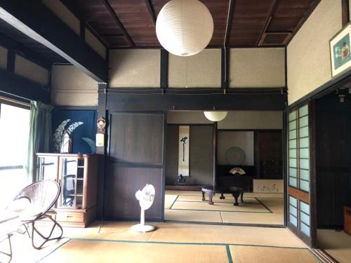 古民家 羅美 Japanese Old Style house La vieにあるシーティングエリア