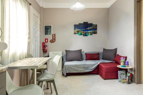 Kate's Modern 2 BR Apartment in Perea