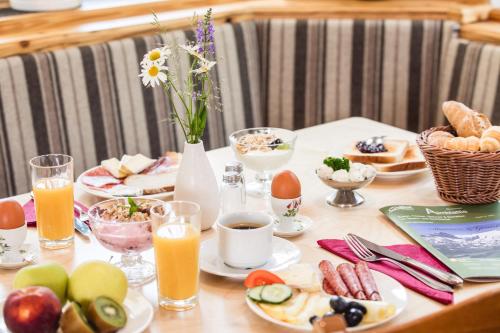 Refeições na casa de hóspedes ou nas proximidades