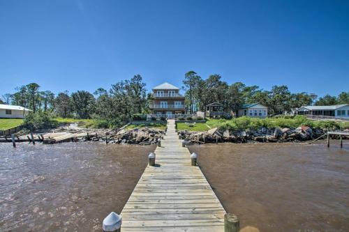 Φωτογραφία από το άλμπουμ του Coastal Gulf Shores Home Less Than 3 Miles to Beach! σε Gulf Highlands