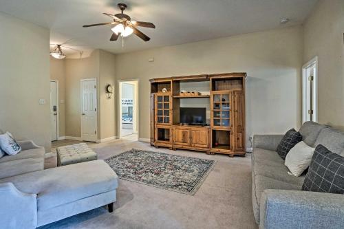 Gallery image of Charming Home with Rooftop Deck on Lake Travis! in Lago Vista