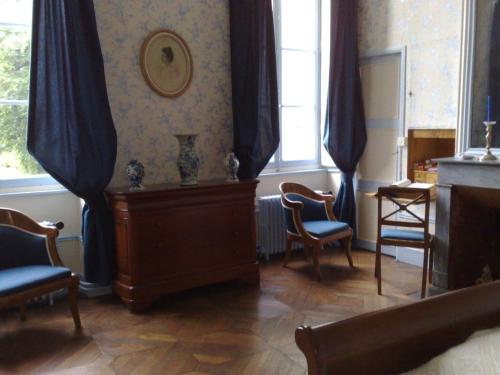 Χώρος καθιστικού στο Le Château de BRESSEY & son Orangerie