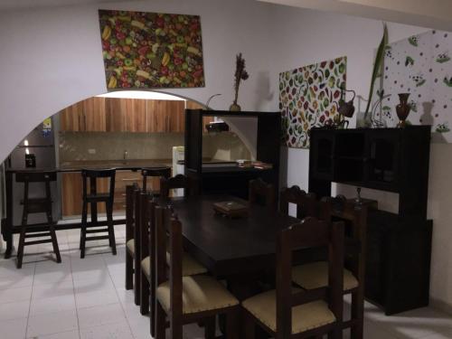 Kuchyň nebo kuchyňský kout v ubytování Inviting 14-Bed Villa in Toro Valle del Cauca