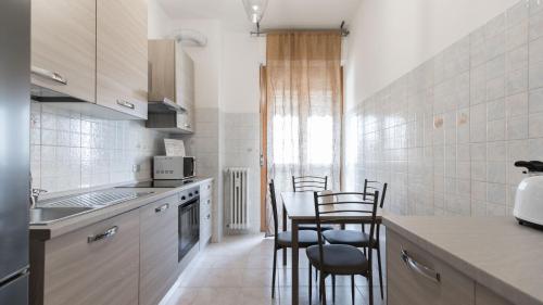 Una cocina o kitchenette en Italianway - Marconi 3