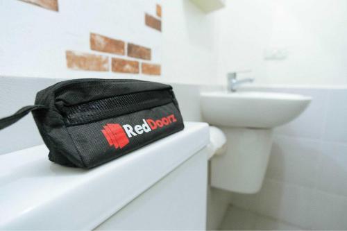 Fotografie z fotogalerie ubytování RedDoorz @ Simpang Pos Medan v destinaci Medan