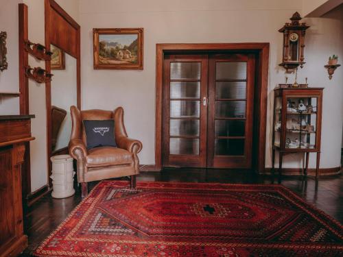 Posezení v ubytování Beesdam Guesthouse