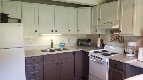 E5 Condo – Photos 3