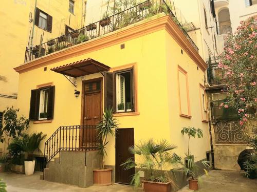 Gallery image of St Peter Charming House in Rome