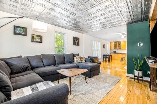 Backyard Oasis in Three Oaks – Photos 4