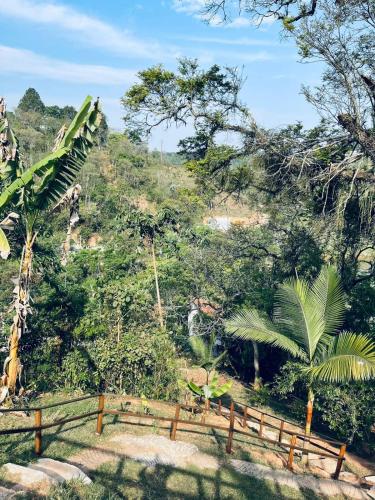 Landskap semula jadi dekat dengan rumah percutian