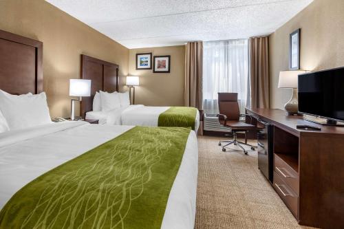 Postel nebo postele na pokoji v ubytování Comfort Inn Edison - New Brunswick