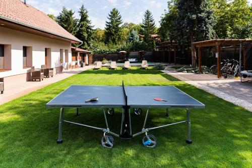 Gallery image of Allium Apartment in Mak&oacute;