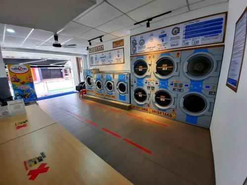 Gallery image of Good2Stay Budget Hotel l Lift l Coway Water l WIFI6 l Laundromat in Melaka