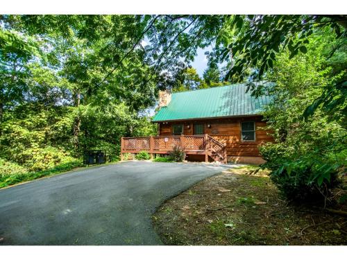Cabin in the Woods w/ Hot Tub photo 50