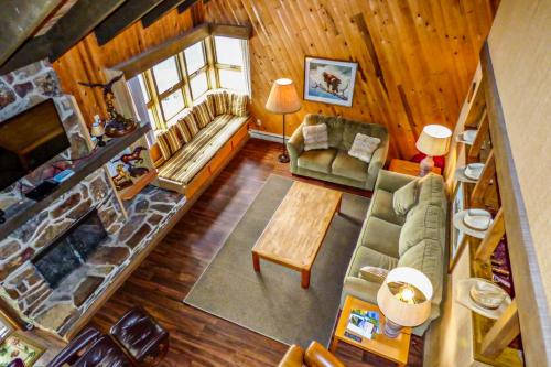 an overhead view of a living room with a fireplace at Meadowlark in Joseph