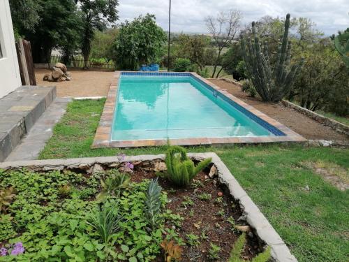 Kolam renang di atau dekat dengan JB Countrylife Accommodation