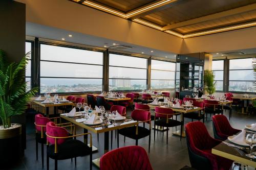 Εστιατόριο ή άλλο μέρος για φαγητό στο Türkay Hotel
