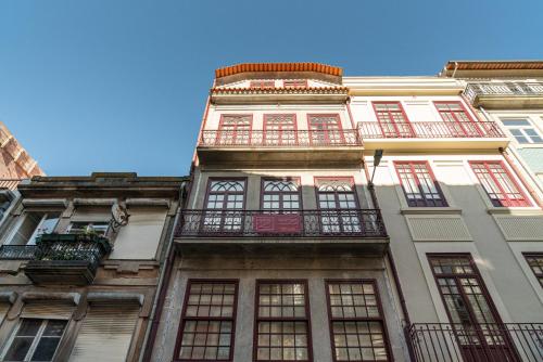 Shiny Porto