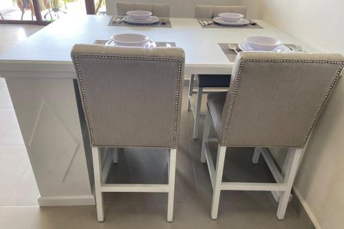 Gambar di galeri bagi Modern stylish apt. steps away from the beach di Nuevo Vallarta