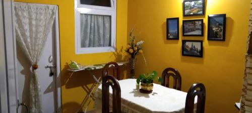 Gambar di galeri bagi Beverly Hills Home stay di Darjeeling