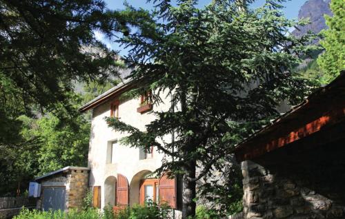 Appartement 7 pers avec jardin - 4 Pièces 7 personnes MAE-9728