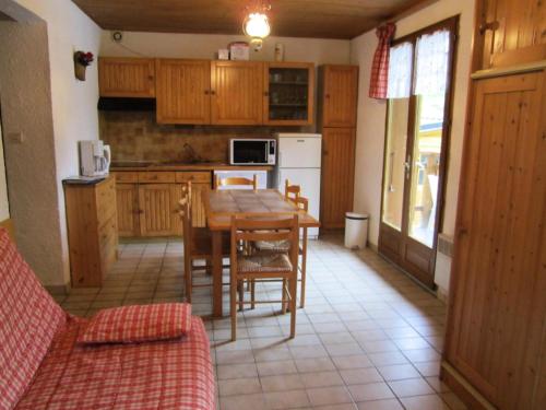 Appartement 6 pers. à l'entrée du village - 2 Pièces 6 personnes MAE-0652