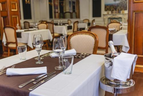 Restaurace v ubytování Casino & Hotel ADMIRAL Skofije