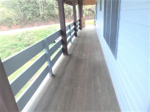 Balkón nebo terasa v ubytování Impeccable 1 Bedroom 4 unit Apartment in Savusavu