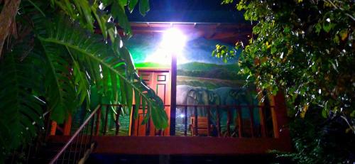 Luck Uyana Cabana Pinnawalaにある庭