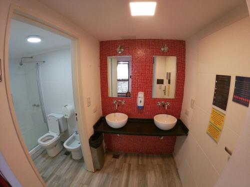 Um banheiro em Malevo Murana Hostel
