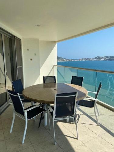 Playa Blanca Oceanview Condo – Photos 2