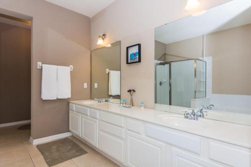 Spacious Vista Cay Condo near Universal Studios photo 20